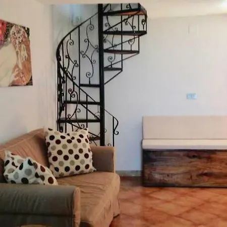 La Casa Di Vera Nyaraló *